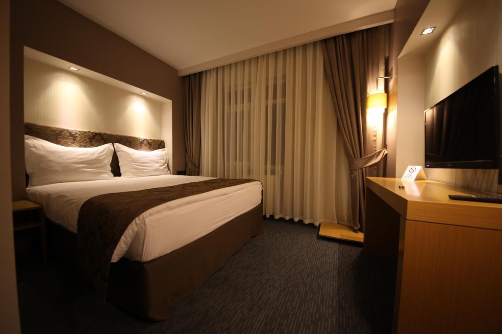 Halic Sapci Prestige Hotel מראה חיצוני תמונה